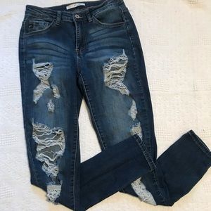 Kancan Los Angelos distressed jeans